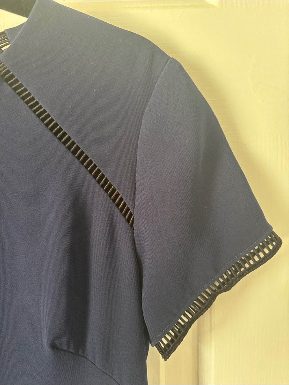 Shoshanna Navy and Black dress - Picture 3 of 7